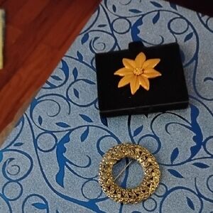 Elegant Gold Brooch